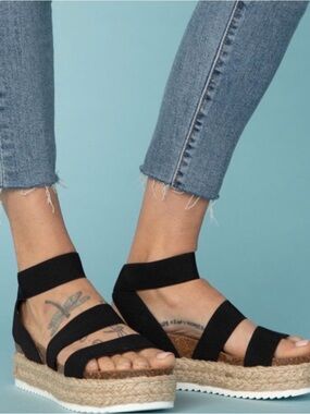 Steve Madden Black Espadrille Platform Sandals with Elastic Straps 7.5
